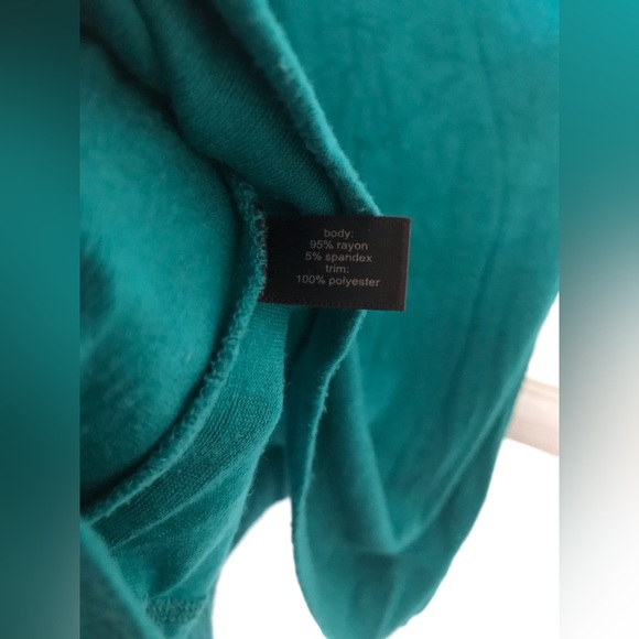 The Limited size M green satiny-collared short-sleeve shirt, high-quality - Picture 2 of 5